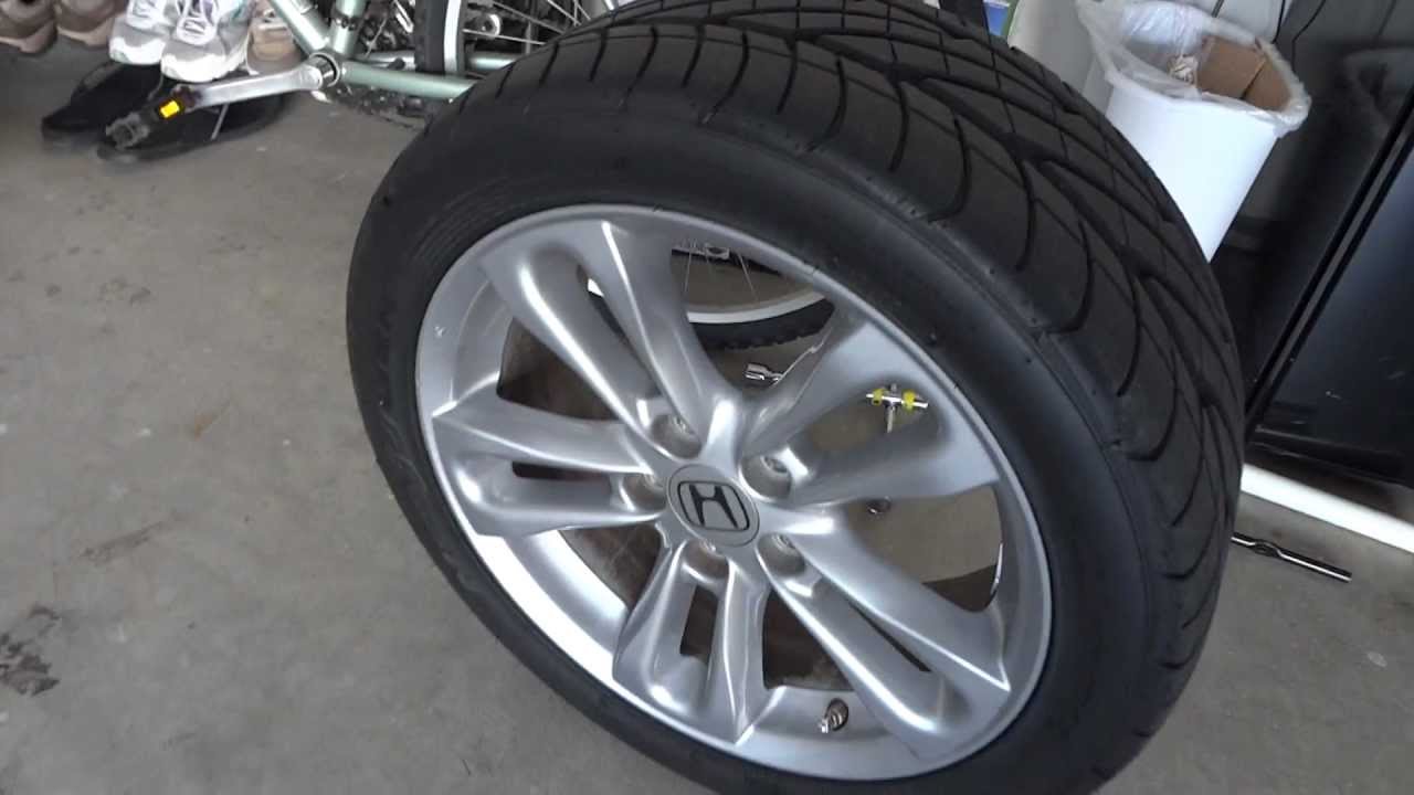 Enkei RPF1 vs Stock Si Wheels