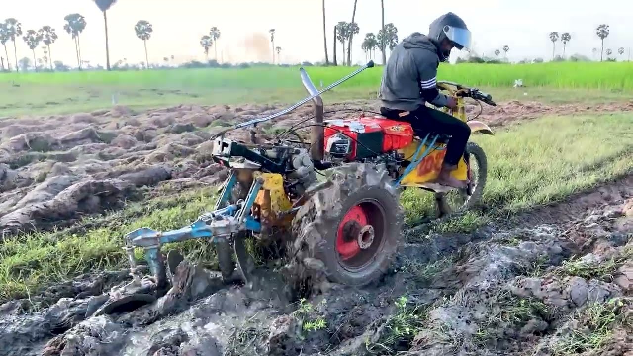 Good job 👍 Tractor KUBOTA RT155  Plow Field Sand Walking , Kubota Tractor