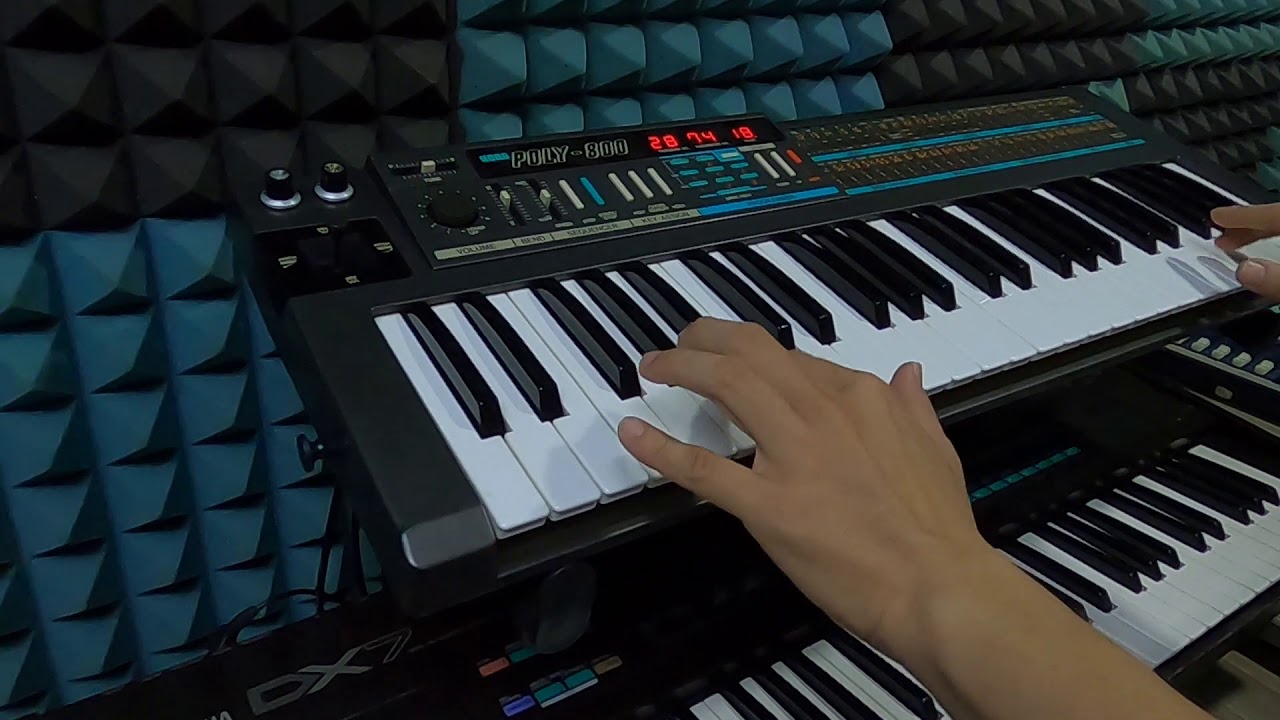 KORG Poly-800-MK1 TEST PRESET & SEQUENCER ARPEGGIATOR WITH Moog-slayer -Demo|