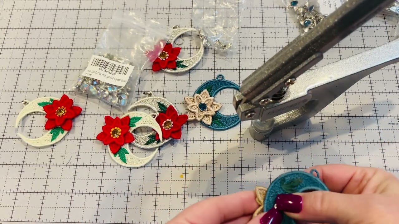 Freestanding Lace WITH CRYSTAL RIVETS! Yes please!!! A little info and How To for you!