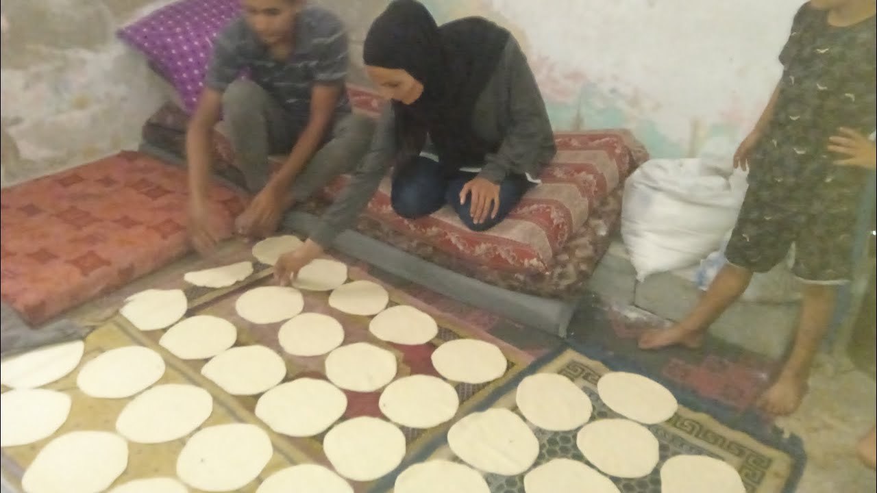 ١٣ يوليو ٢٠٢٥ الفرح عند أطفالنا لما يشوفوا هذا بسبب المجاعة عنا والحرمان أبسط حقوق الإنسان فقدوها 