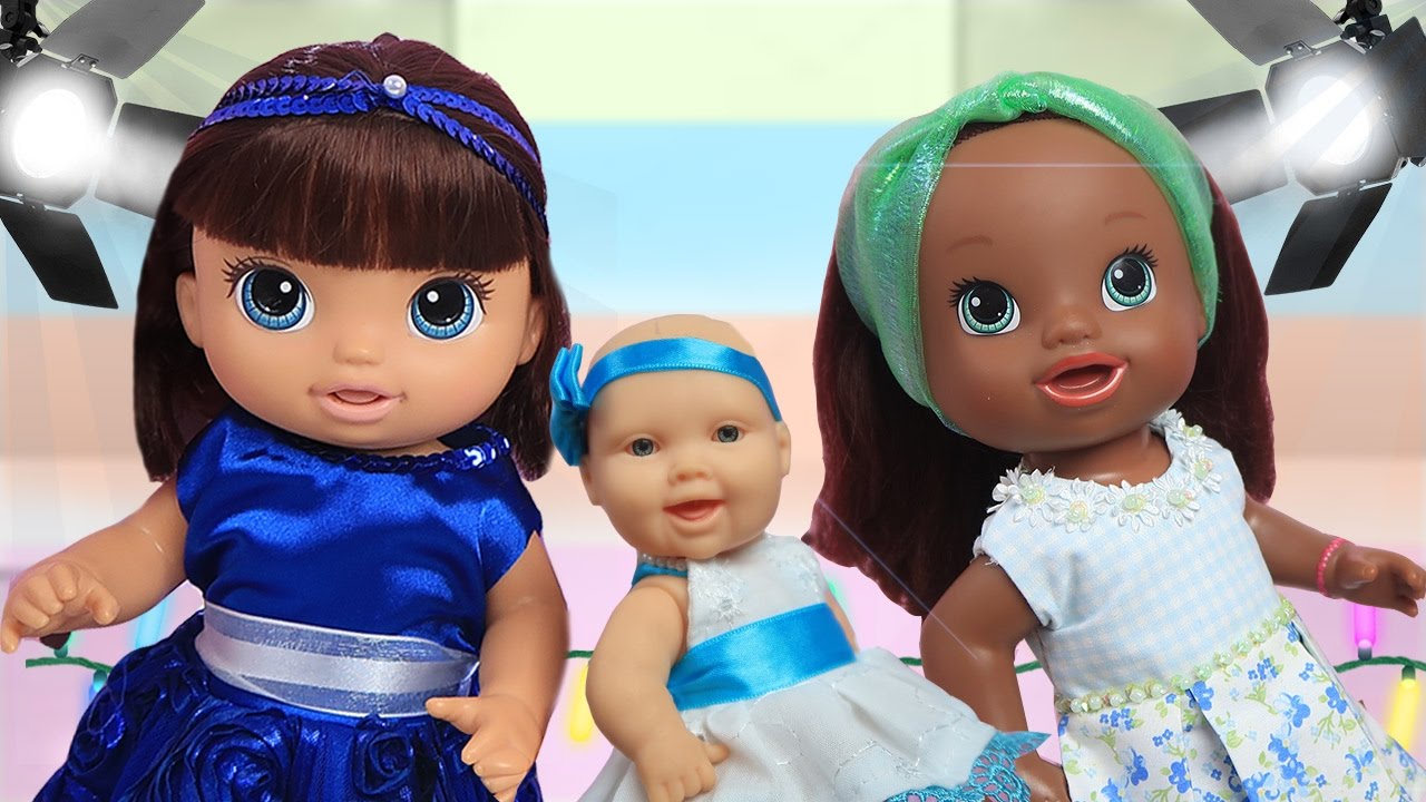 DESFILE DE MODA DAS BONECAS - Lilly Doll