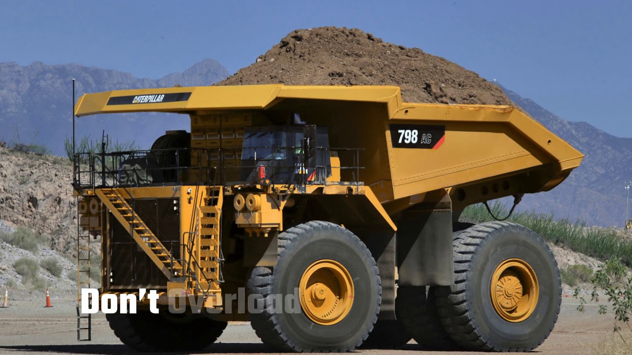 Top 5 Safety Tips For Working With Dump Trucks
