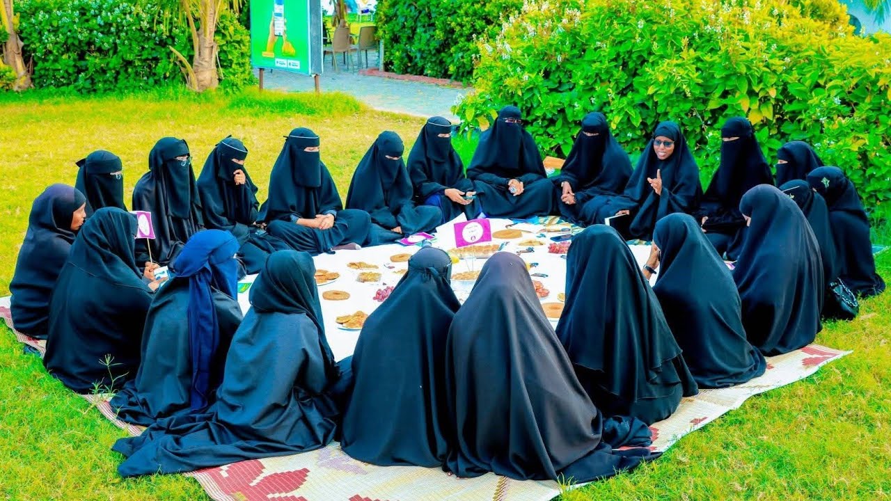 SIIRADA NABIGEENNA SCW|| meelo saamayn leh|| marwo aadam