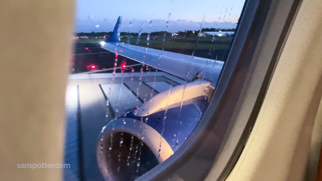 Breeze Airways E195 takeoff from TPA (runway 1R)
