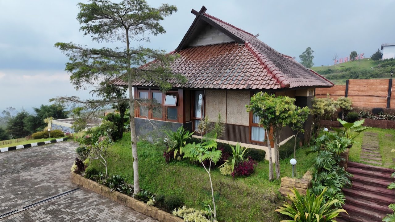 Vila bungalow darajat pass garut #liburankeluarga 