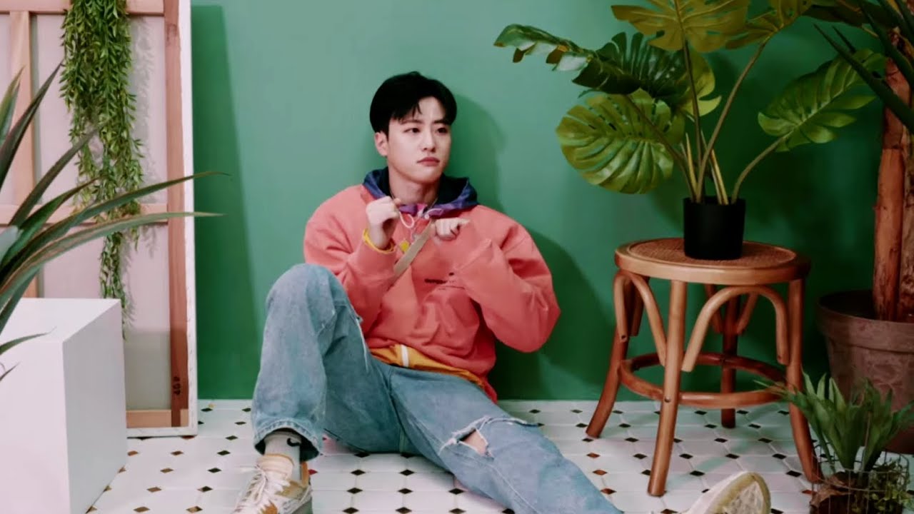 K-Pop Solo Artists Try not to Sing or Dance Challenge #3