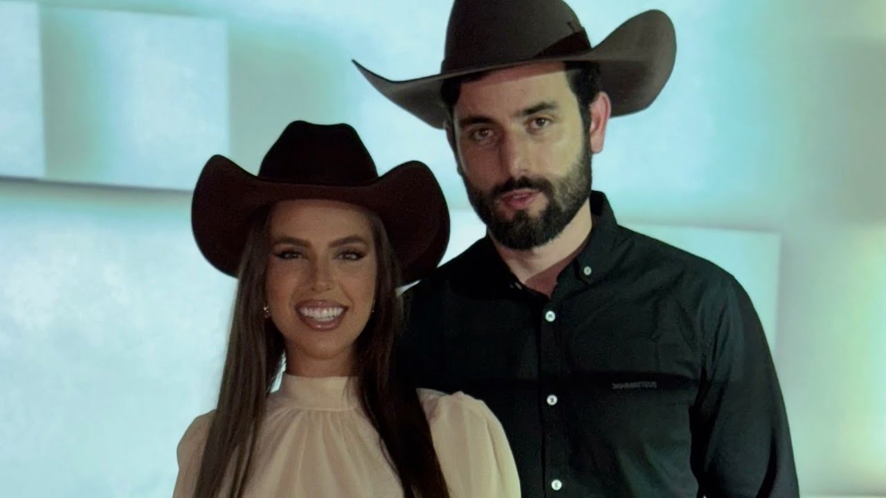 Matteus Amaral.e Ana Júlia desembarcam em São Paulo Ruma.a Divinopolis ..Coração a mil.cheio de esp