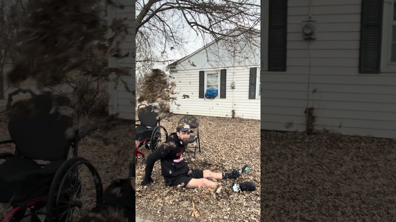 Here’s the full video of me getting on the ground and grounding for a little bit! #fypシ #paralyzed 