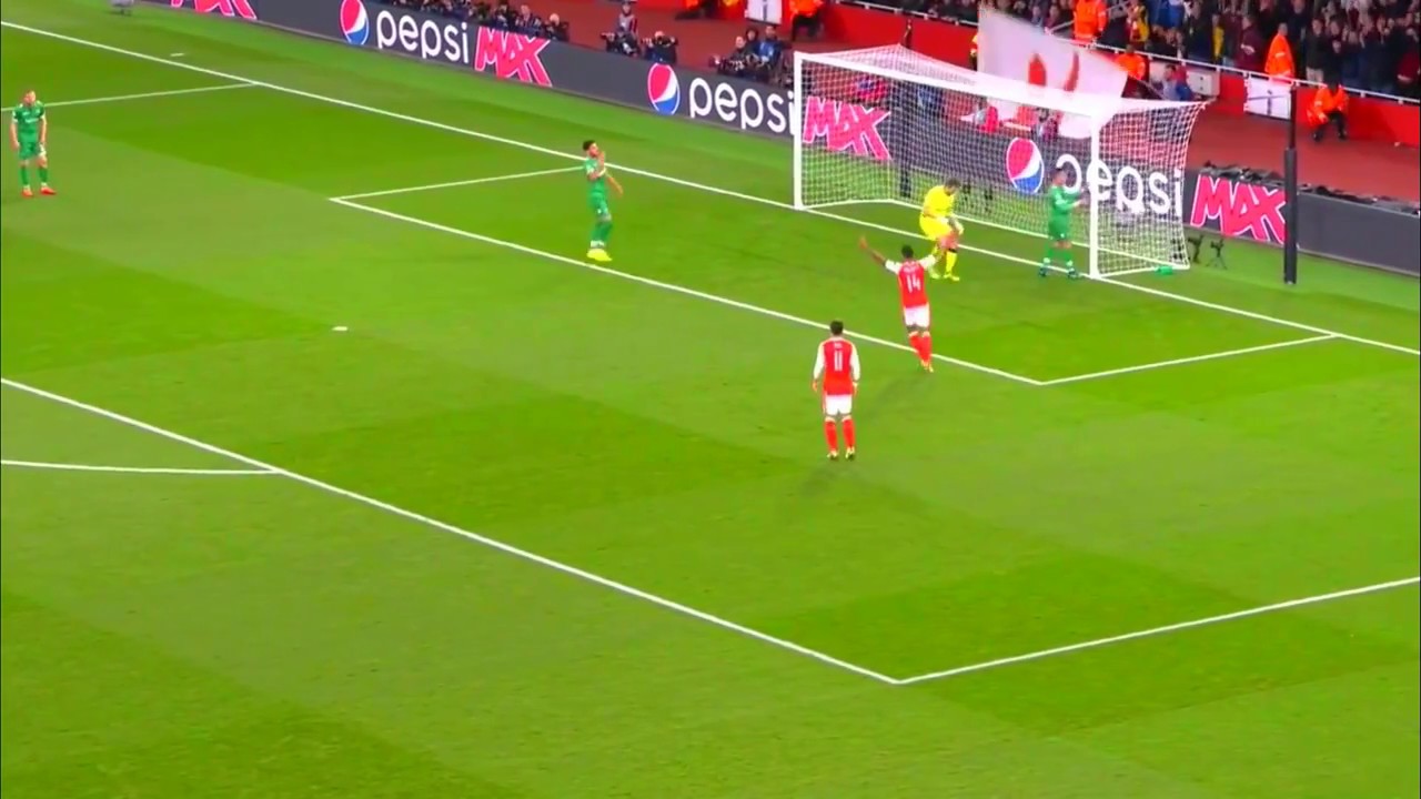 Alexis Sanchez Amazing Chip Goal vs Ludogorets 2016.10.19