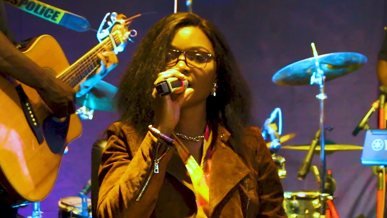 MON APPUI (LOUANGE Chrétienne ) Sr. Sylvia MPUTU | Live Gospel Praise Performance