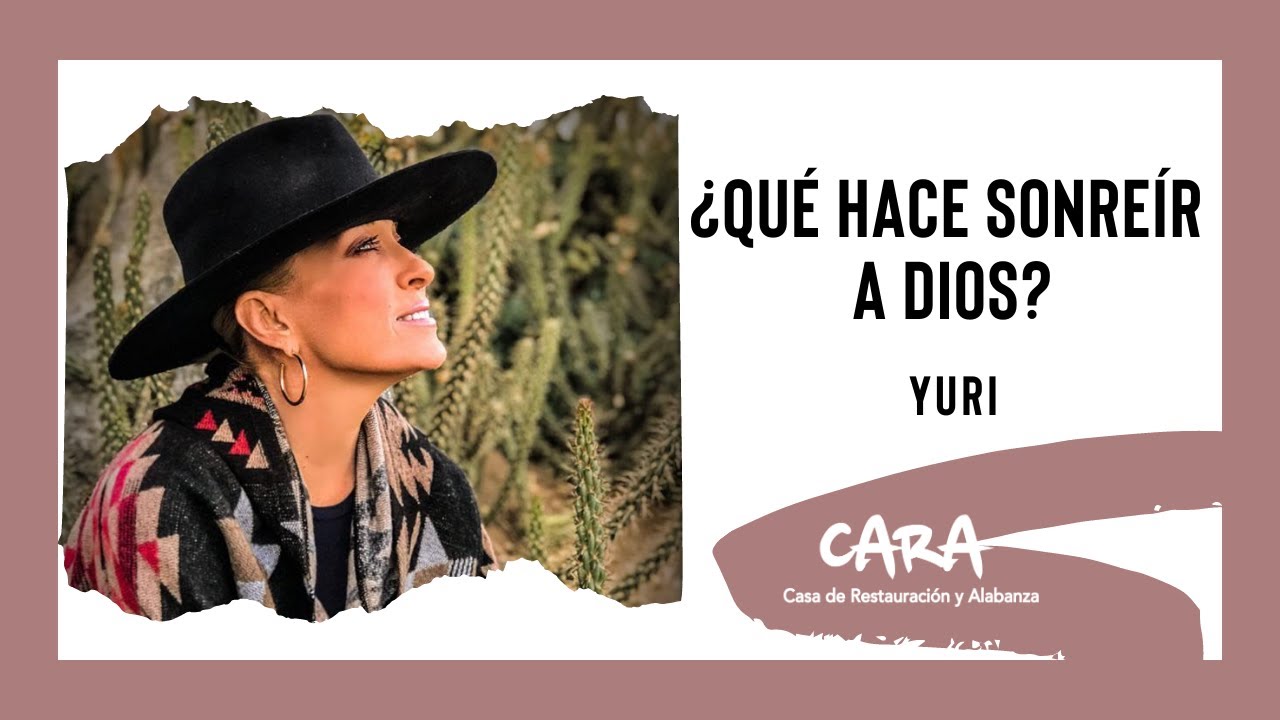 ¿Qué hace sonreír a dios?-Yuri