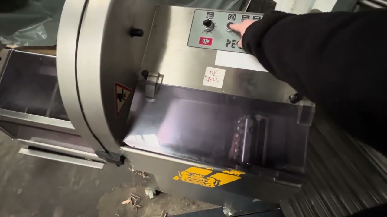 Brotschneidemaschine Treif Pegasus Sichelmesser ohne Beölung zu verkaufen