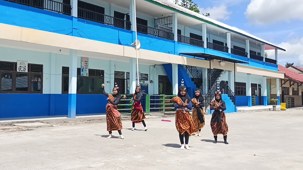 Tari Flying High Tugas SBdP Kelas VI B