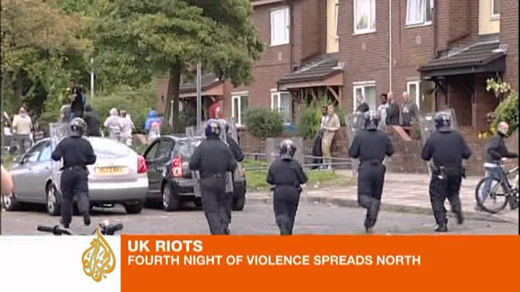 UK riots: Fourth night of violence spreads north