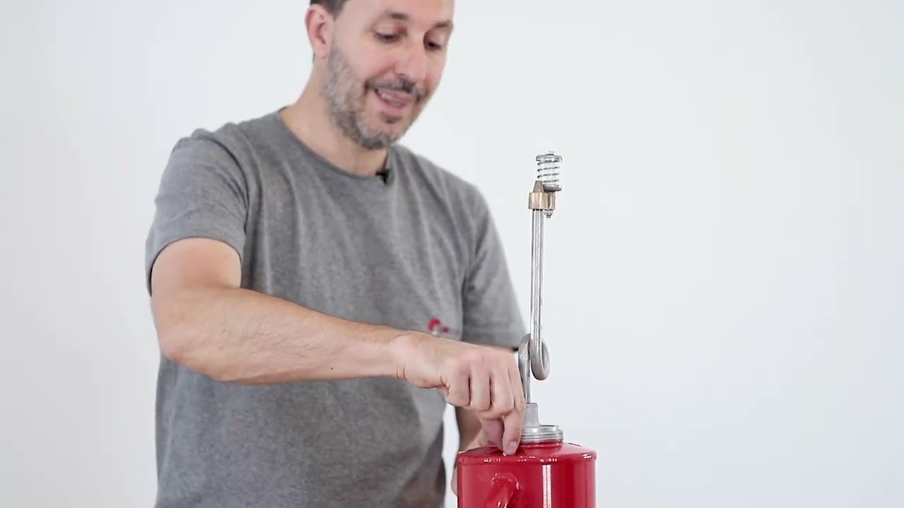 Antorcha de goteo de 5 L: ¿Cómo es y cómo se utiliza?