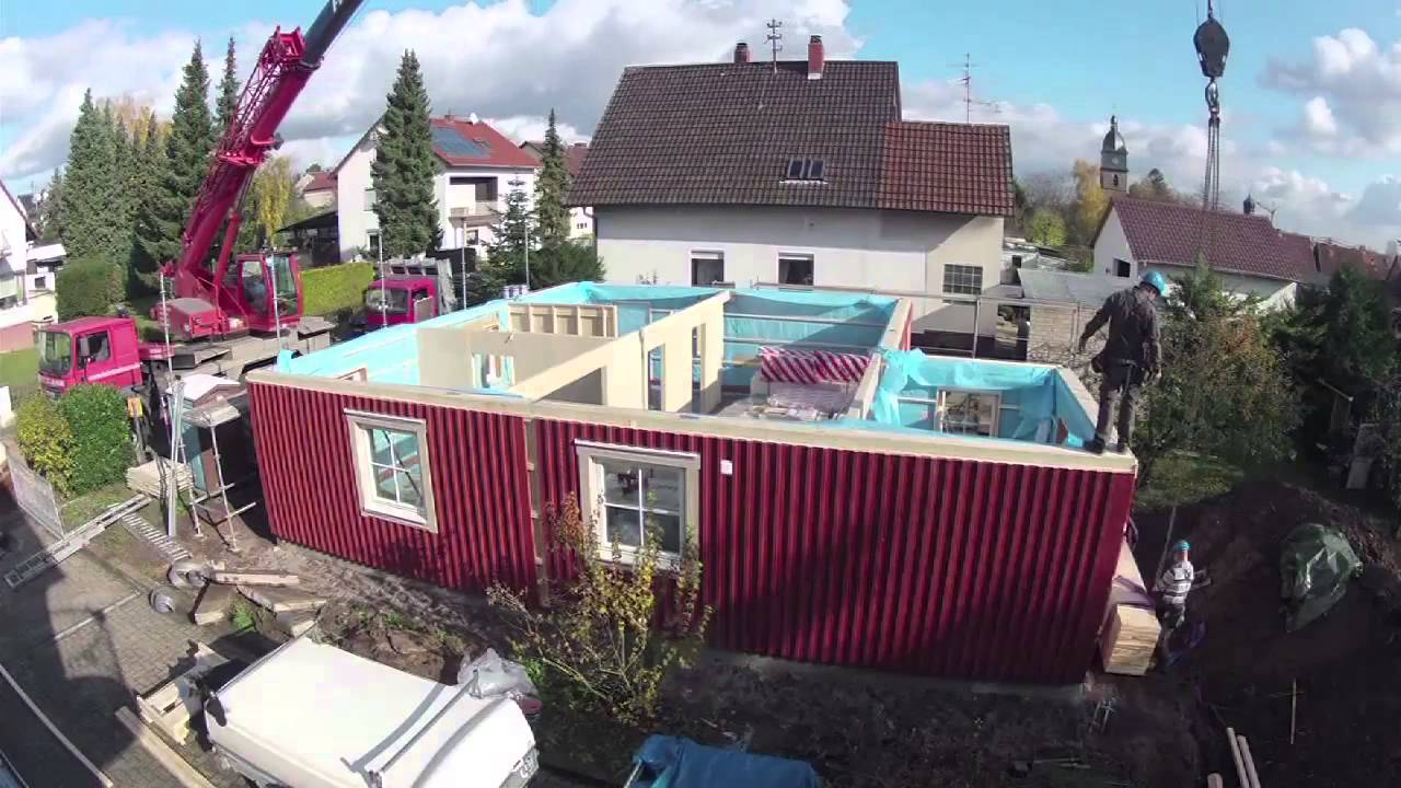 Schwedenfeeling: Ein Schwedenhaus wird aufgebaut