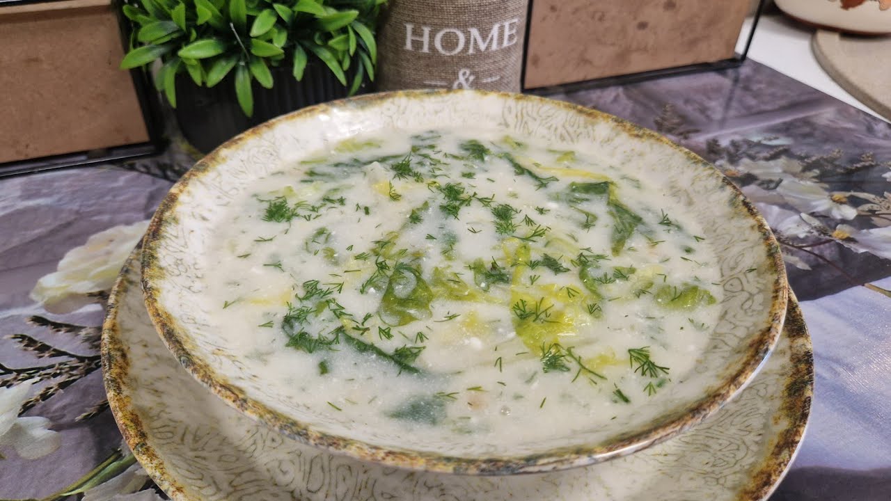 Ciorbă de salată verde (aitură) de la bunica