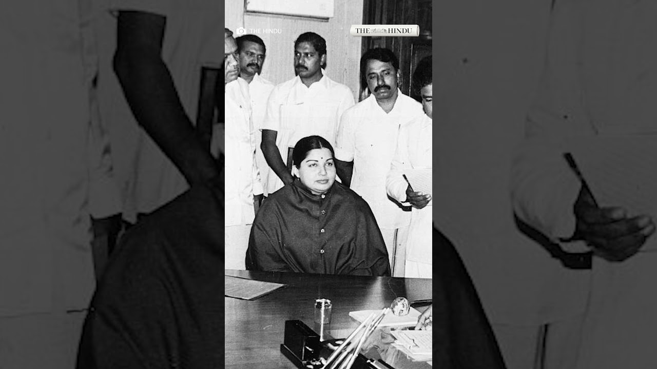 Сенготтайян был исключен из AIADMK на следующий день после встречи между О Паннирселвамом, TTV Dh...