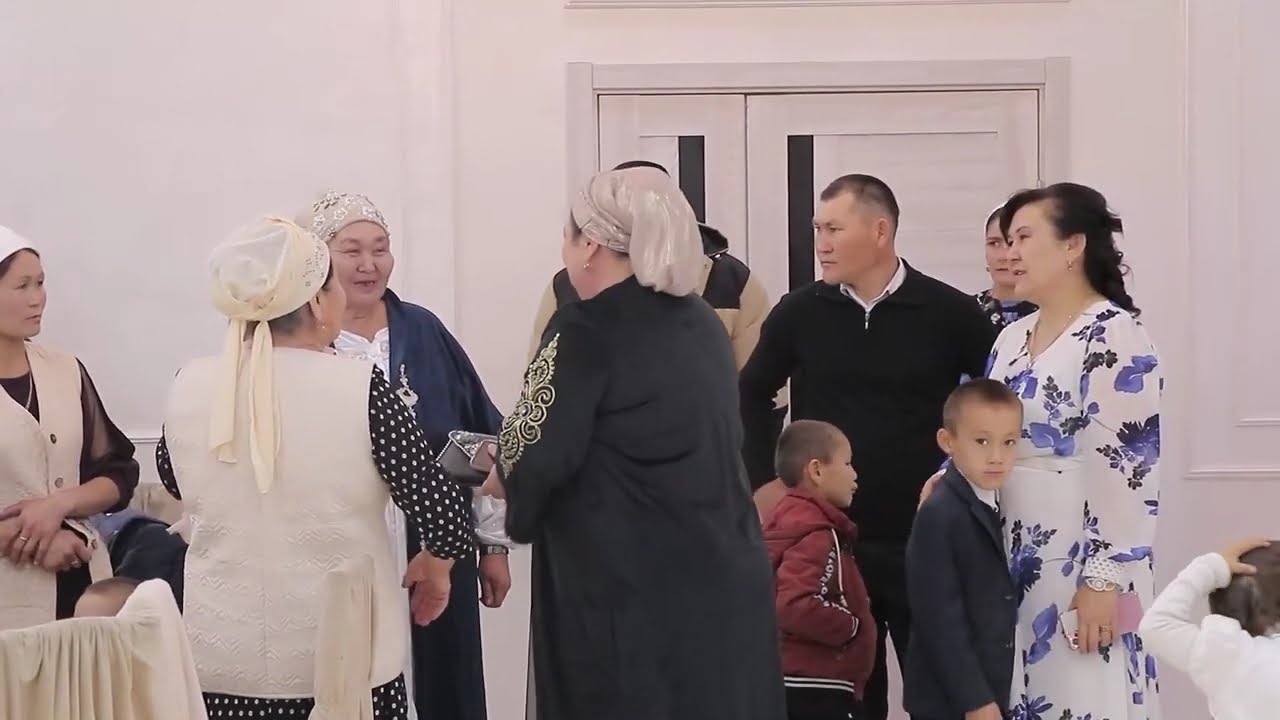 Есенбай & Азима 40 жылдык той Боршетаушылар