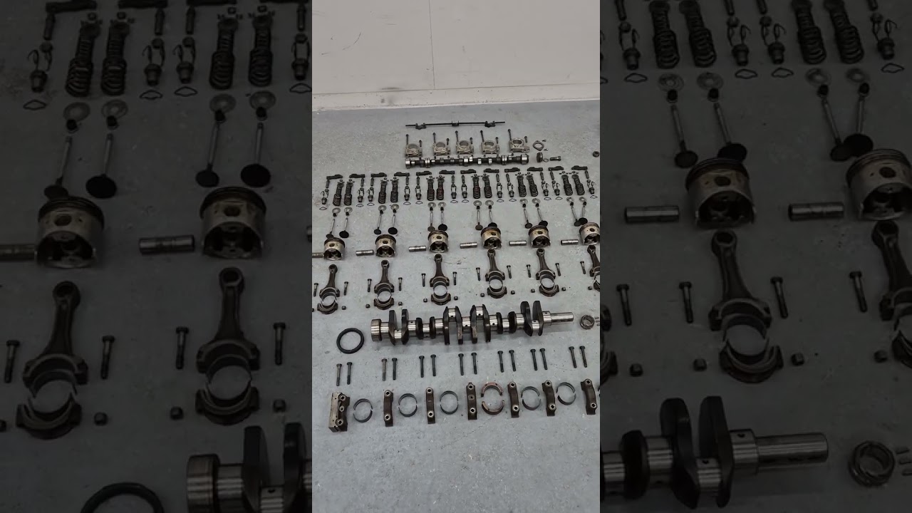 Datsun 240Z engine disassembled