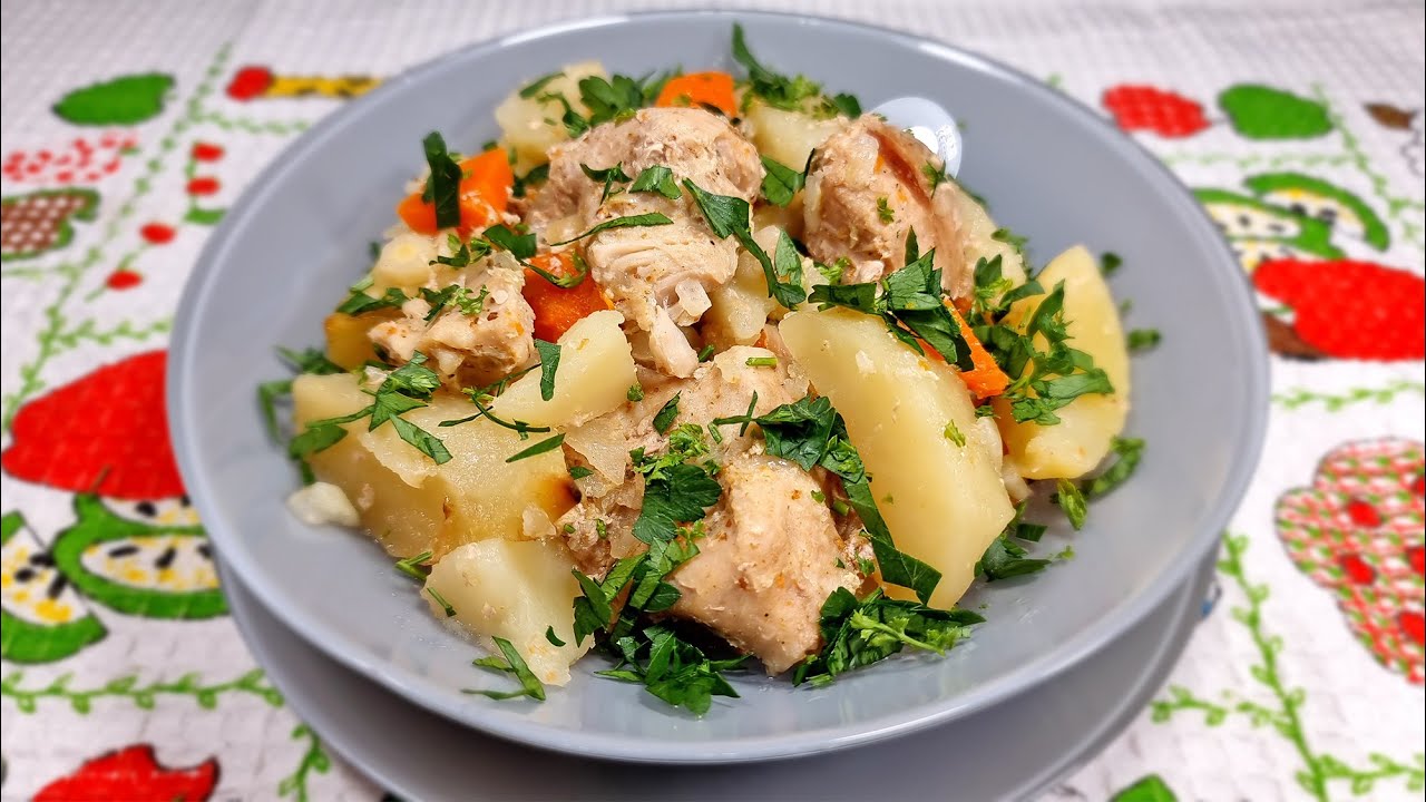 Rețetă Simplă de Cartofi cu Carne la Cuptor | Gătim cu Mama