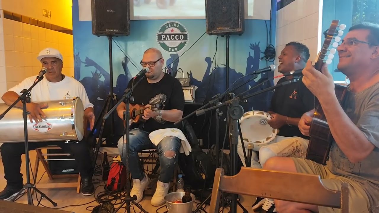 Bruno Tamaru Gravações pagode do Gilmar e amigos.