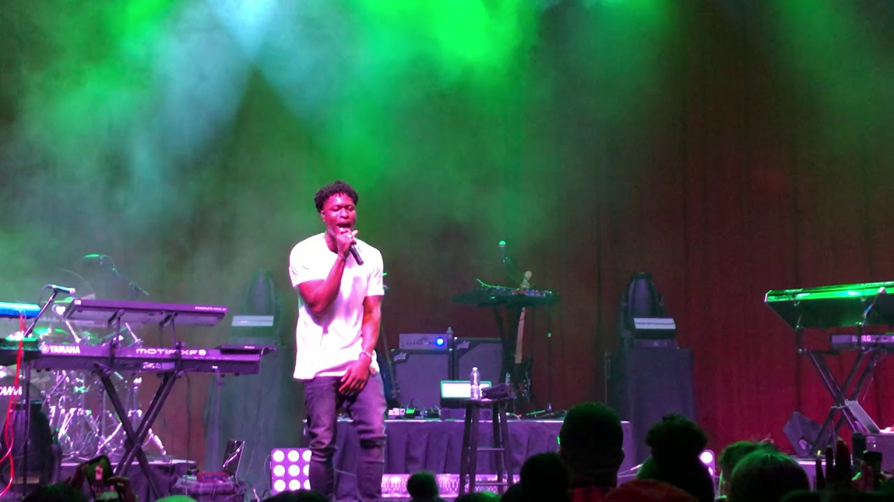 Lucky Daye “Roll Sum Mo” live at the Fillmore 3-15-19