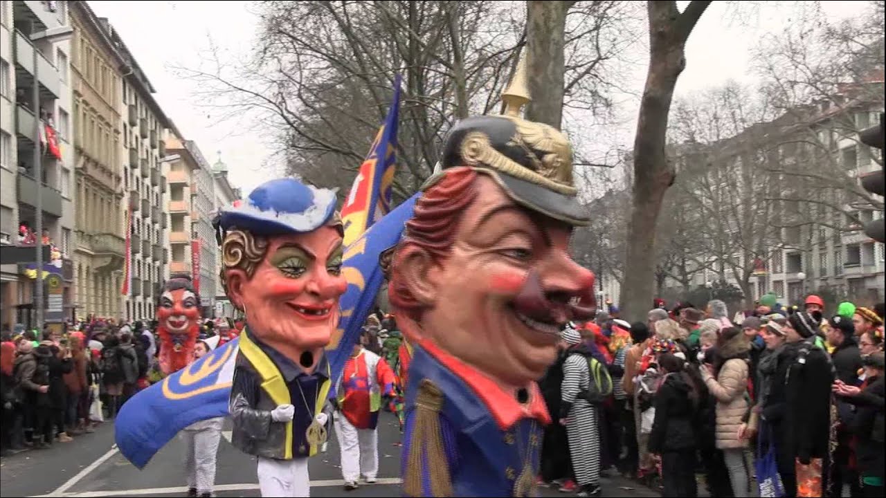 Rosenmontagszug in Mainz, Karneval 2015