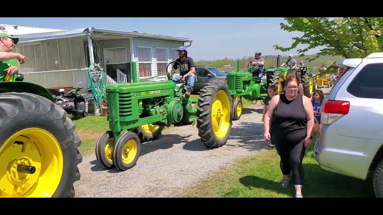 Antique Tractor Parade 
