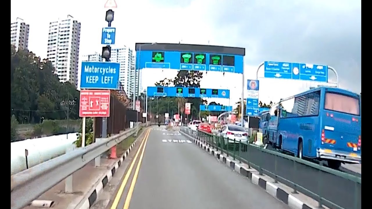 Johor Bahru CIQ to Woodland Singapore with Motorcycle