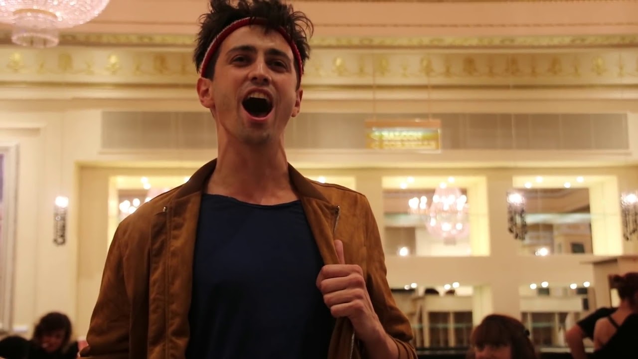 Grease - Au Clair De Lune (théâtre modagor)