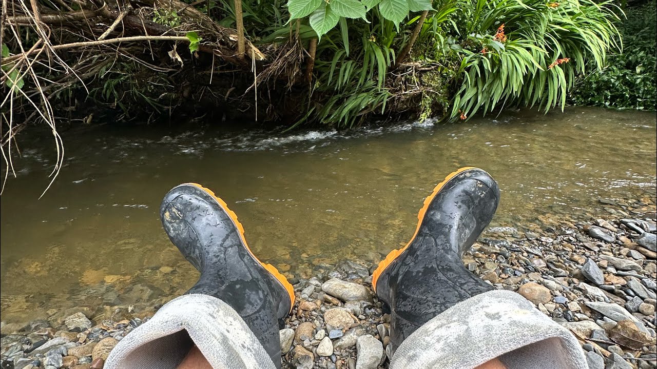 River Walking in New Zealand with Swag MotherTruckers *OH GOSH* 