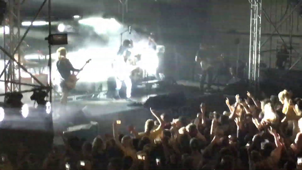 Sticky Fingers - Australia Street (Live at NightQuarter)