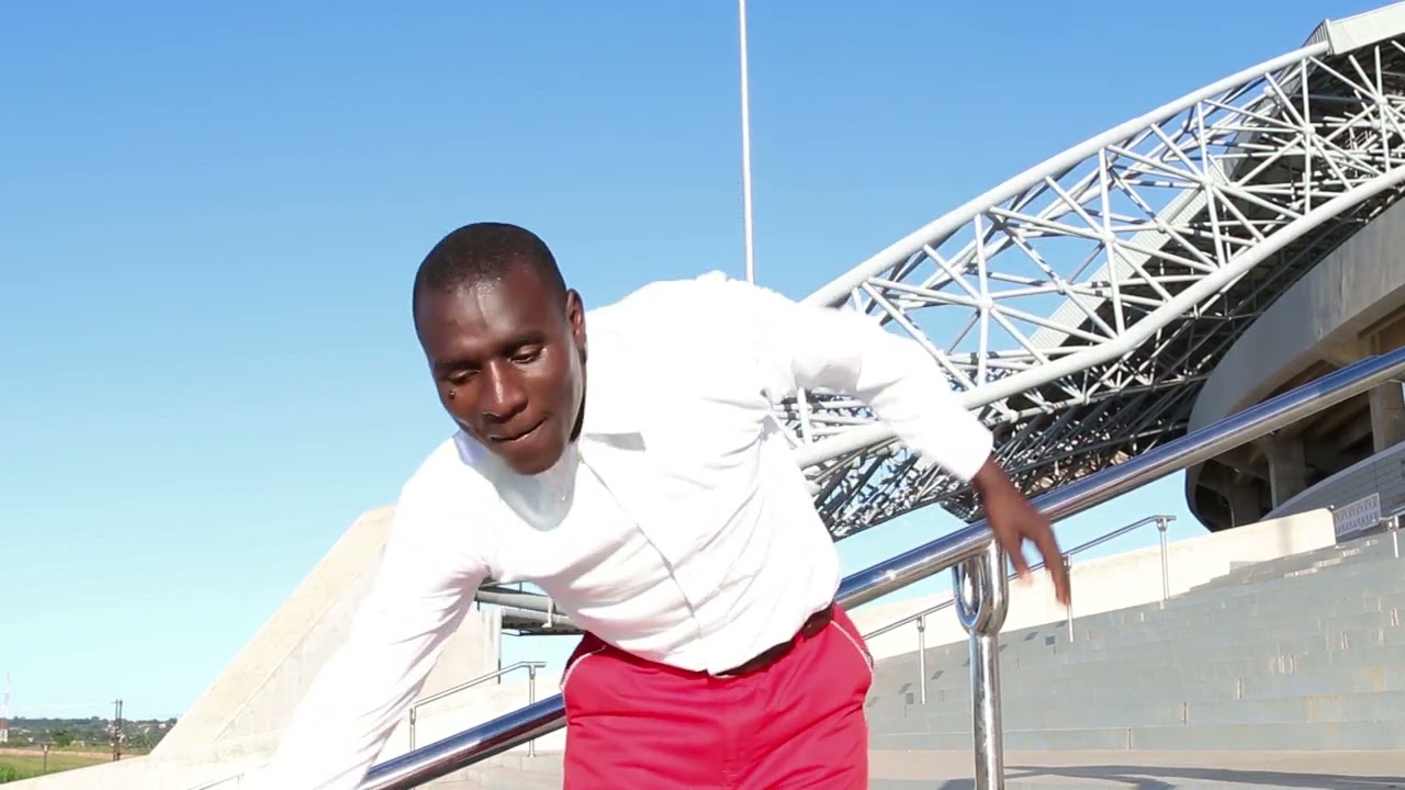 Ndiwamayankho  Yesu. Dedza assemblies praise team