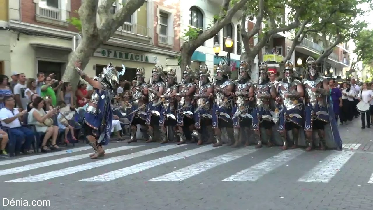 Desfile de gala Moros y Cristianos D&eacute;nia 2017: Fil&agrave; Creuats