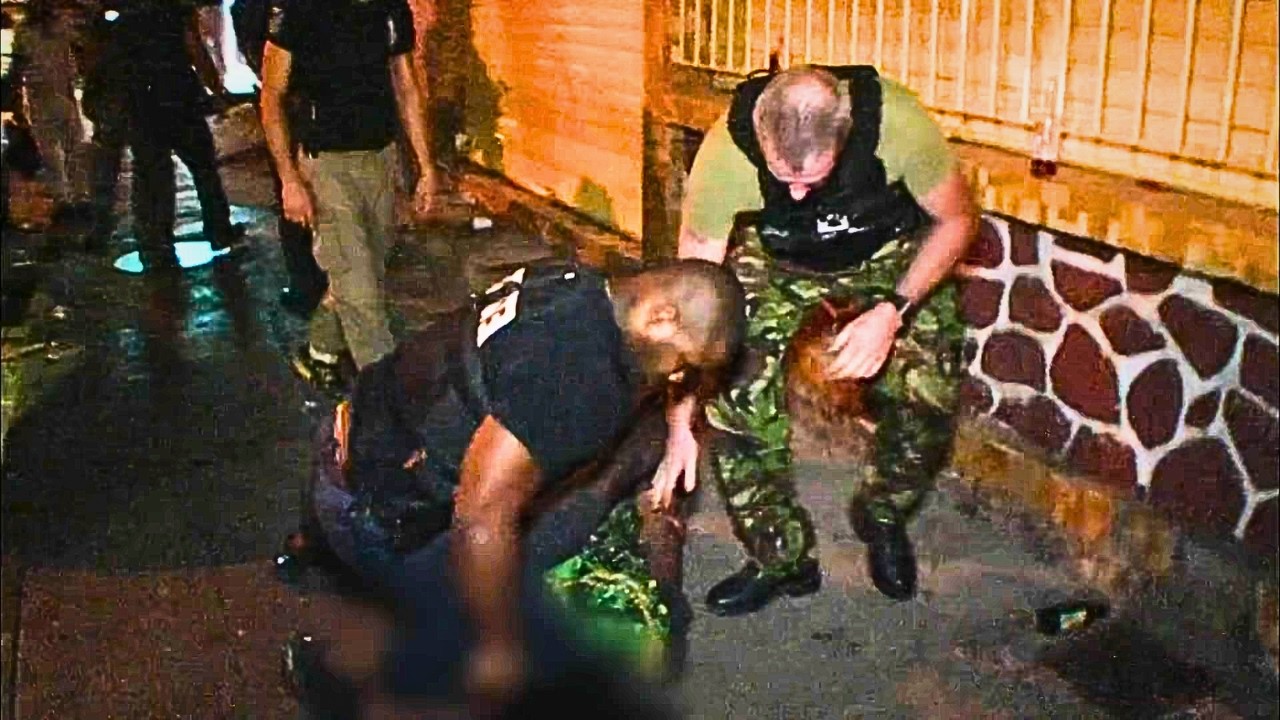Полиция против бандитов | Погружение в гетто Кайенны