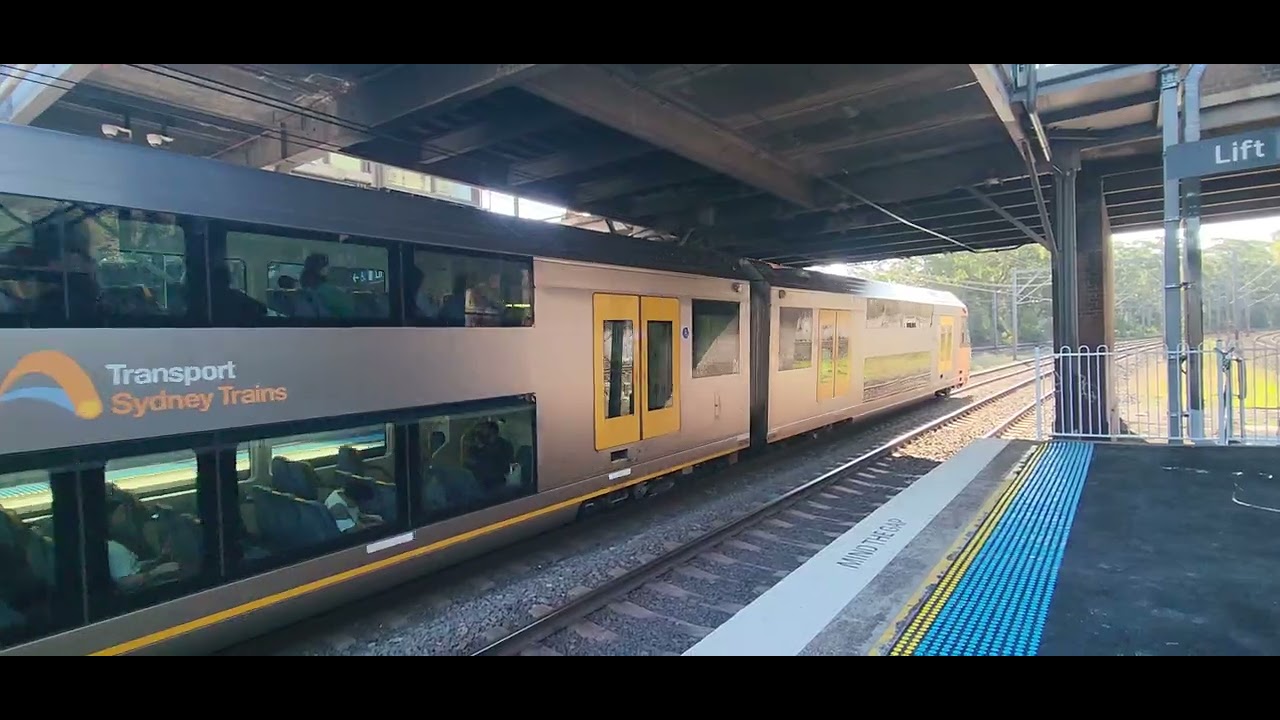 Trains at Denistone