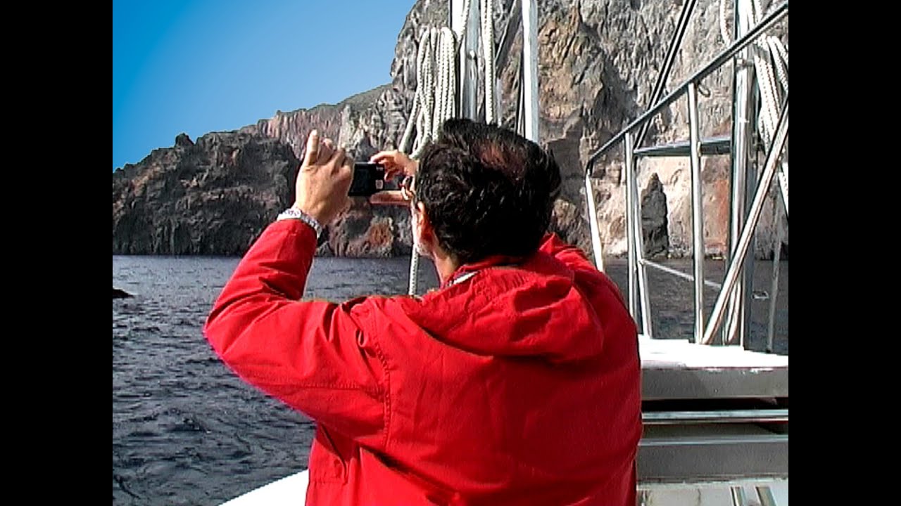 Liparische Inseln 3 - Lipari und Vulcano - Faszinierende K&uuml;stenlandschaft - Bootsausflug