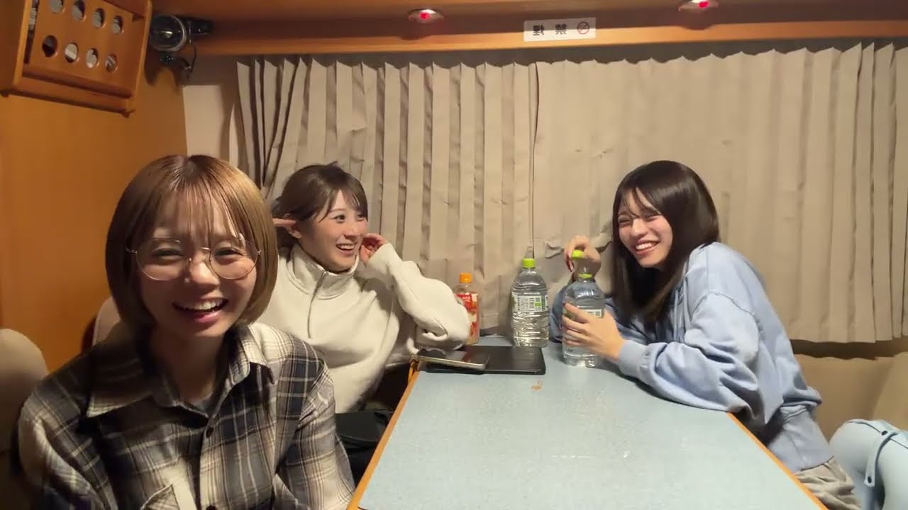 unSea がライブ配信中！