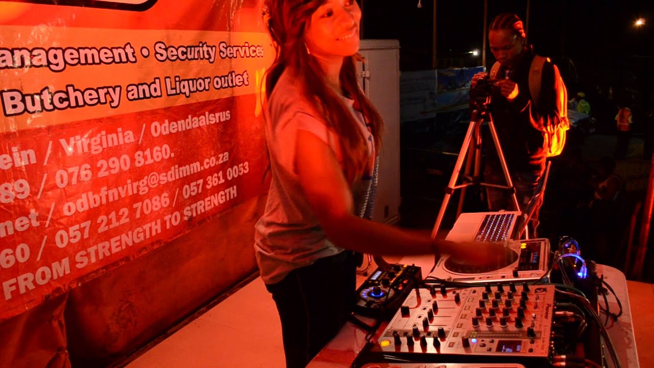 DJ Zinhle Part 1