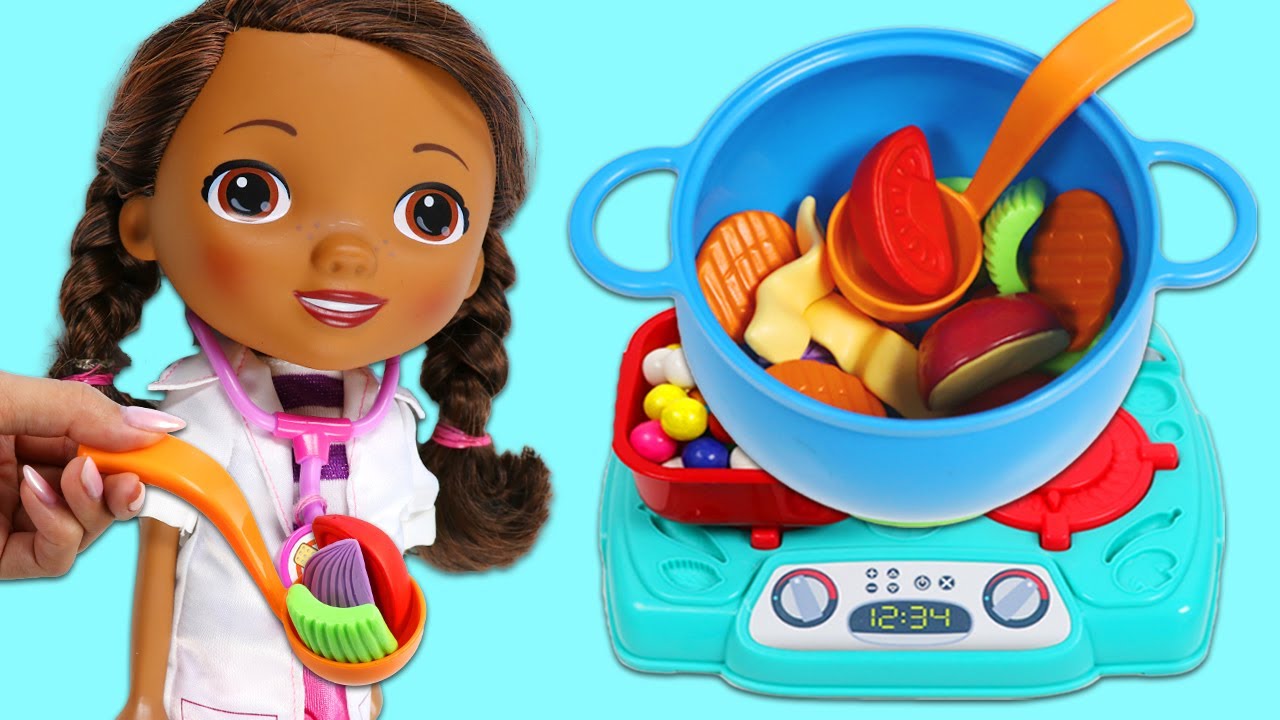 Doc McStuffins Feels Sick! Let's Cook Her a Healthy Veggie Soup!