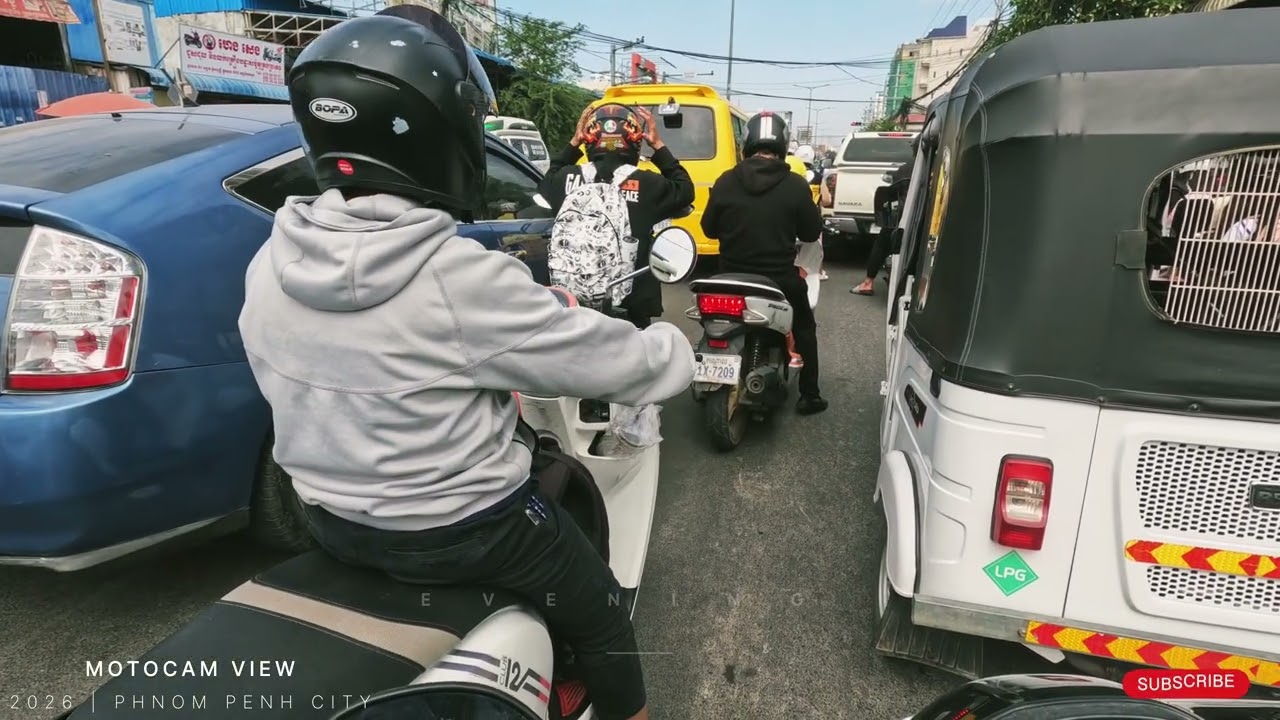 Episode 420: Evening riding tour in Phnom Penh City, Cambodia 🇰🇭 4K/30fps