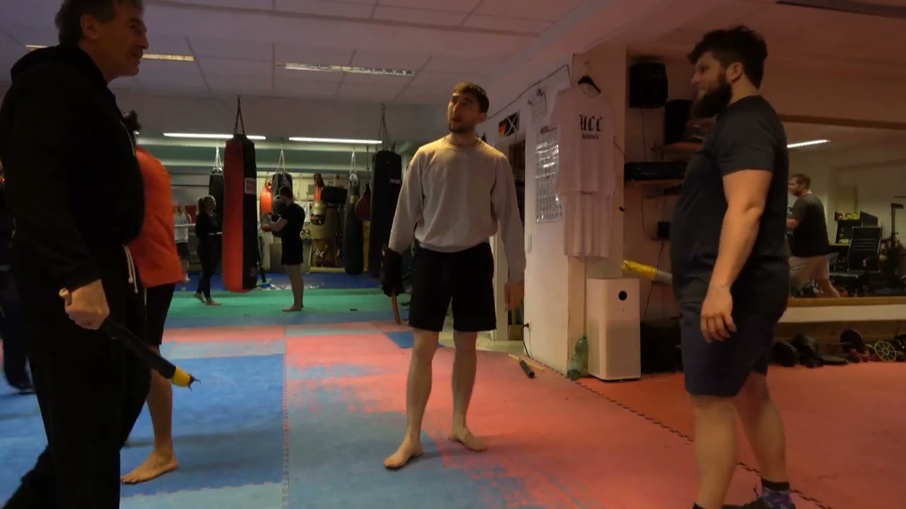 UCC Hamburg Einige Messerabwehr Basics