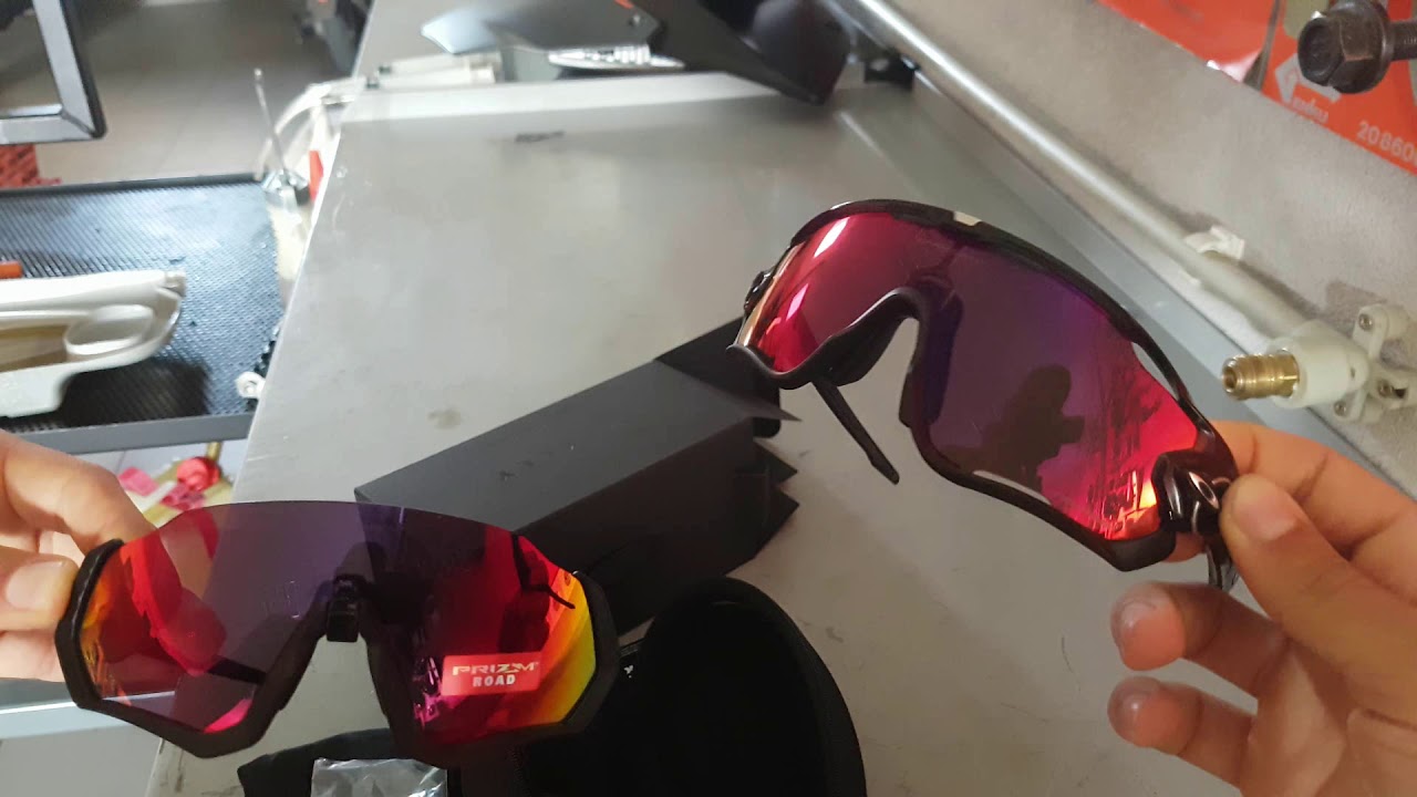 Oakley Flight Jacket - first look + comparison with Jawbreakers