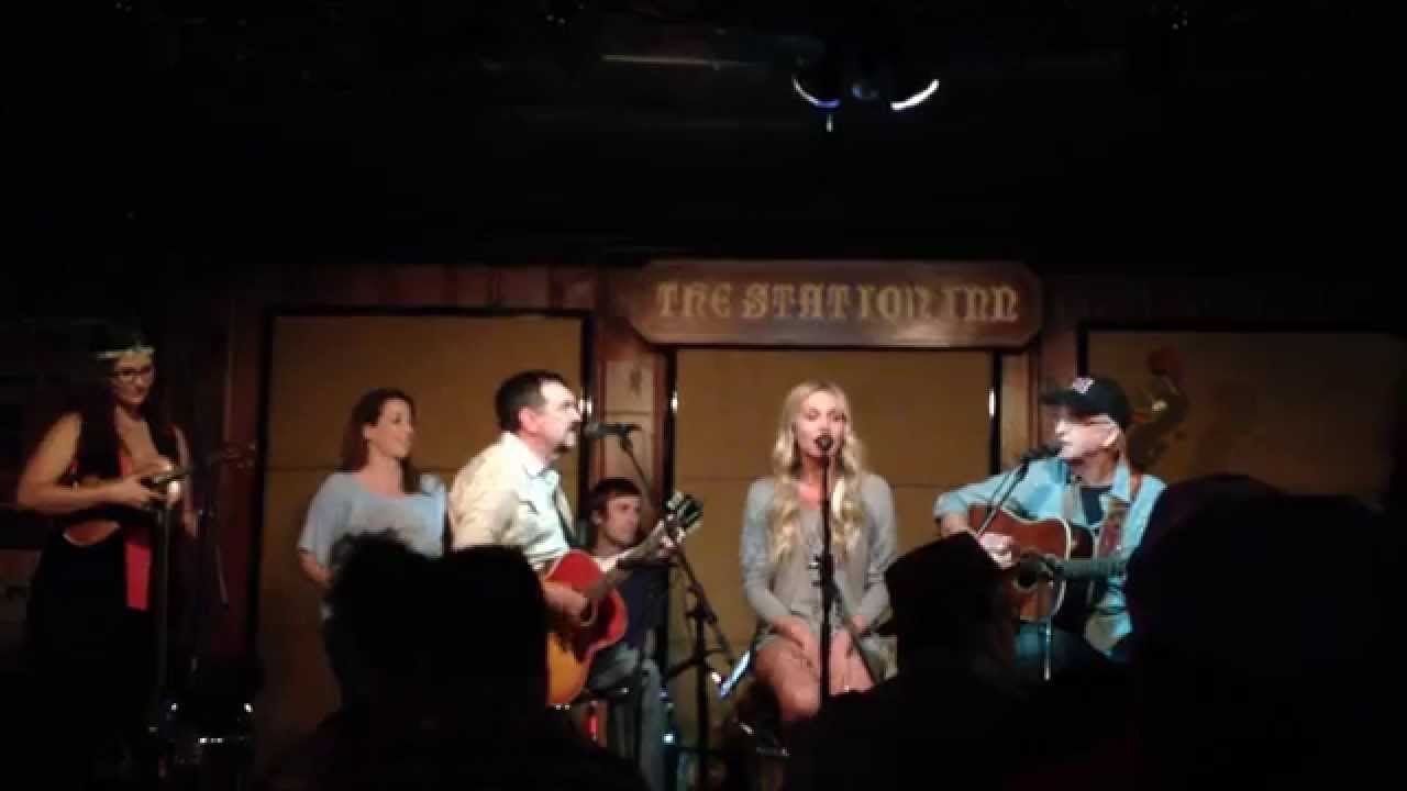 Dani Flowers - Even Cowgirls Get the Blues (cover)