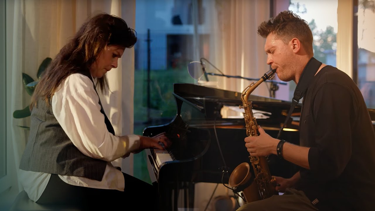 Room in Bloom vol. 1 — Sub Silento (Kasia Pietrzko & Maciej Kądziela)