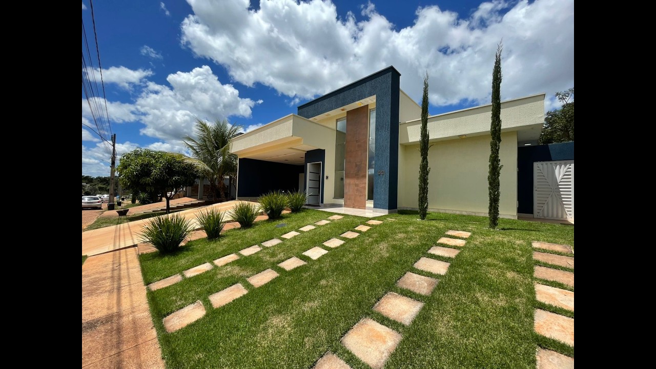 300m², 3 suítes, closet, ar condicionado, espaço gourmet com churrasqueira - R$ 1.850.000