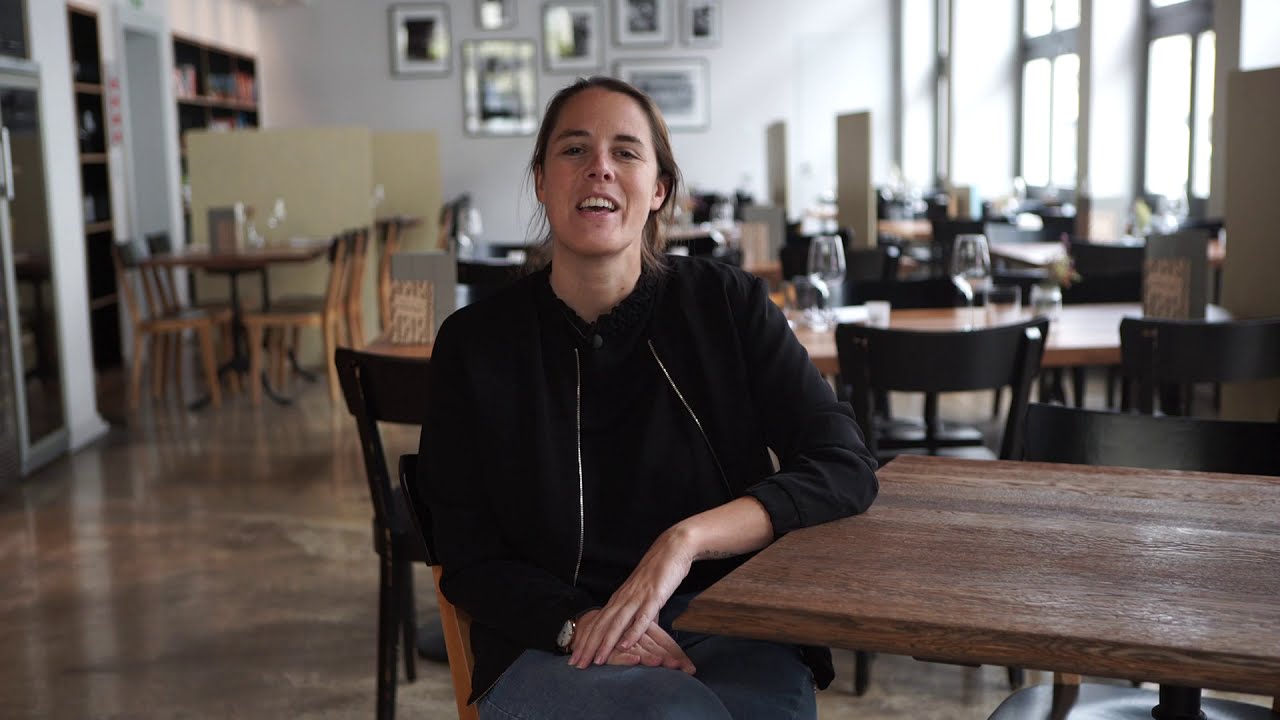 Caf&eacute; Boy Ein Haus f&uuml;r eine bessere Zukunft