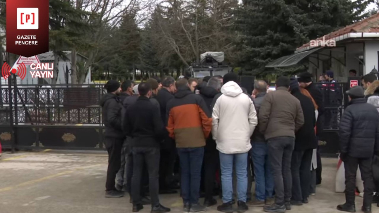 #CANLI | Tanju Özcan'ın gözaltında olduğu Bolu İl Jandarma Komutanlığı önünde bekleyiş